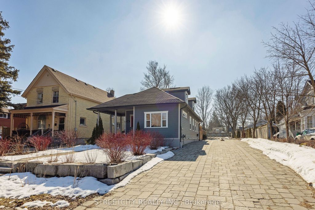 Photo of 55 Tecumseh Avenue, London South, ON N6C 1R5 (MLS # X12868382)