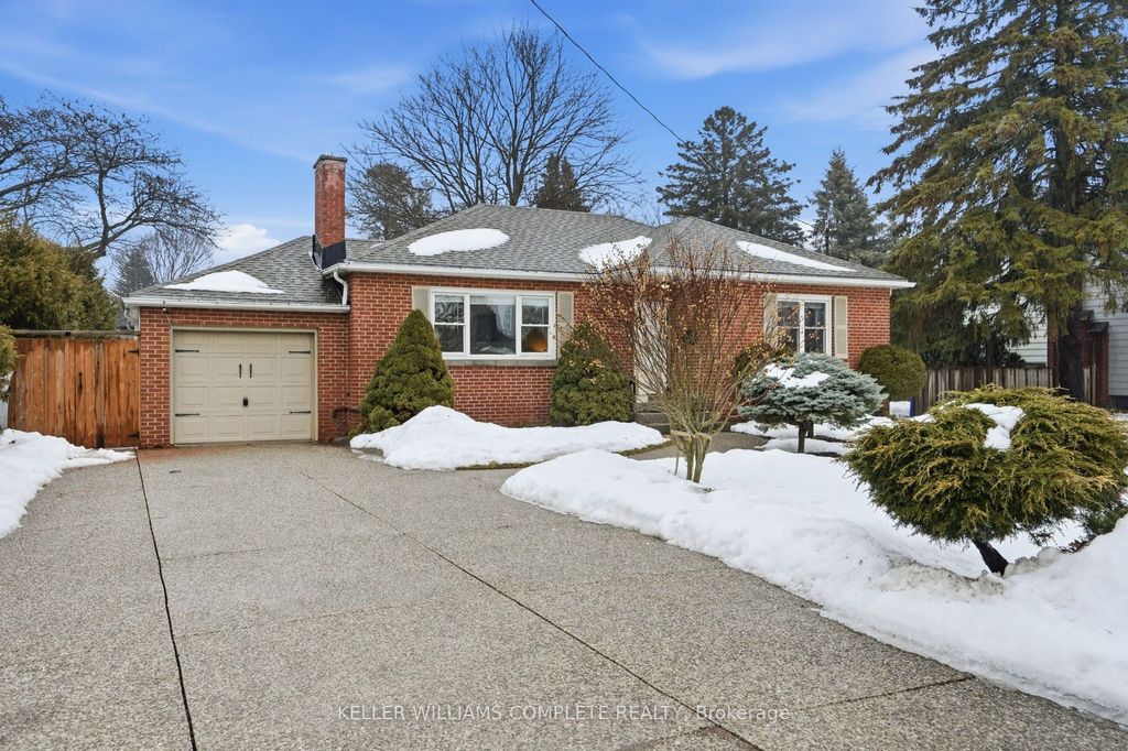 Photo of 59 Oakley Crescent, Hamilton, ON L9G 1T7 (MLS # X12817736)
