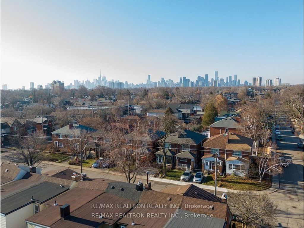 Photo of 84 Kings Park Boulevard, Toronto, ON M4J 2C3 (MLS # E12522656)