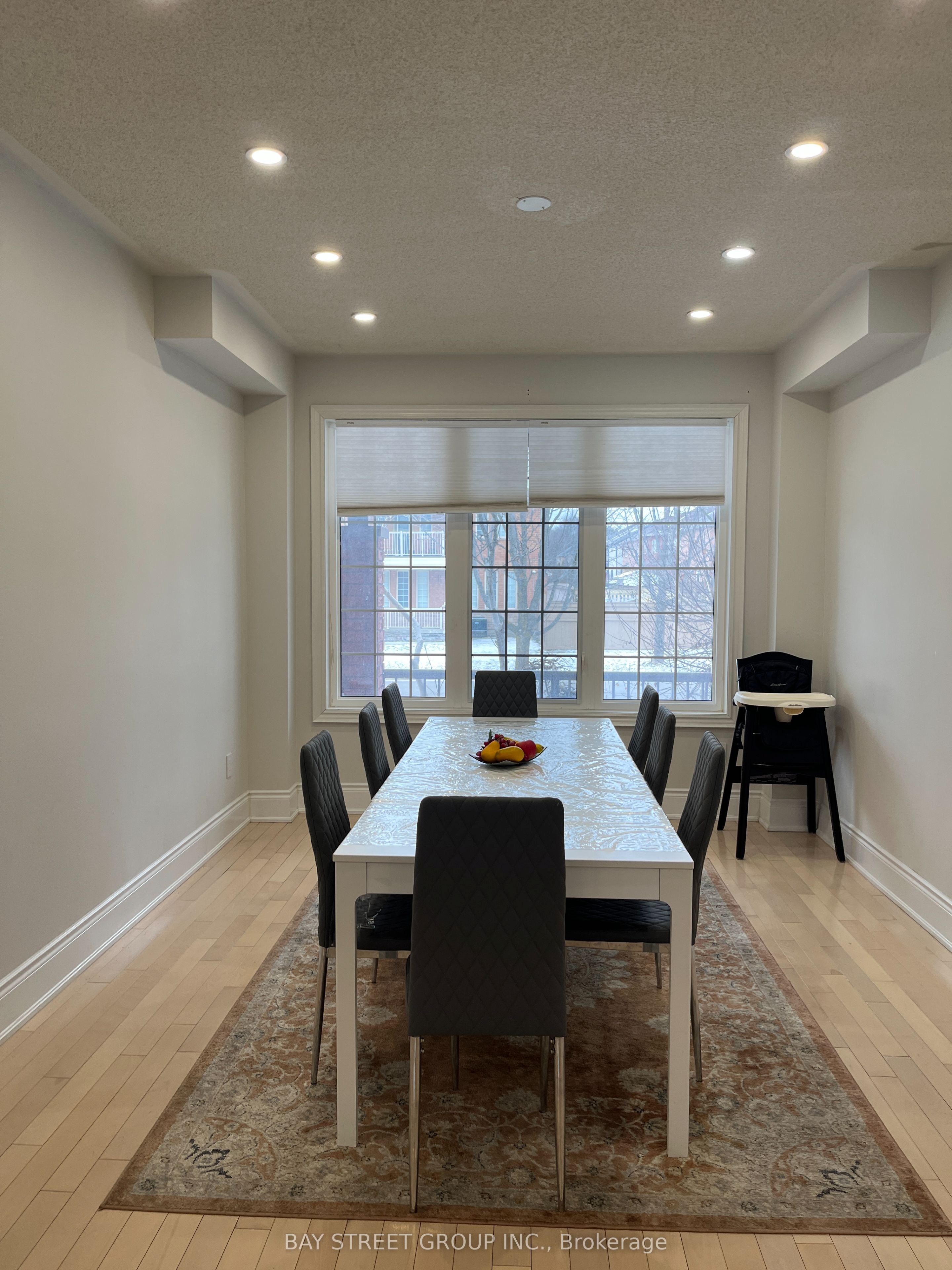 54 Kingshill Road #Upper