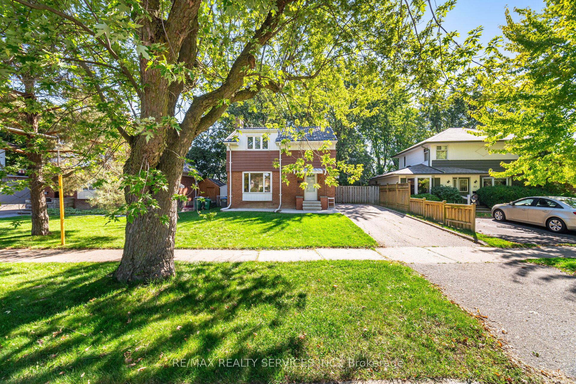 85 Eldomar Avenue