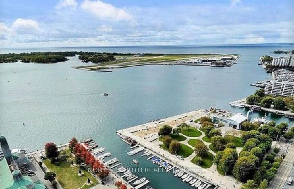 Photo of 270 Queens Quay W #505, Toronto, ON M5J 2N4 (MLS # C13078310)