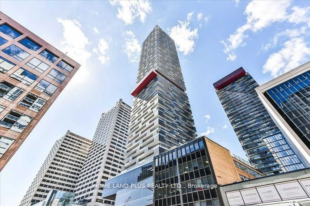 Photo of 8 Eglinton Avenue E #5111, Toronto, ON M4P 0C1 (MLS # C13051712)