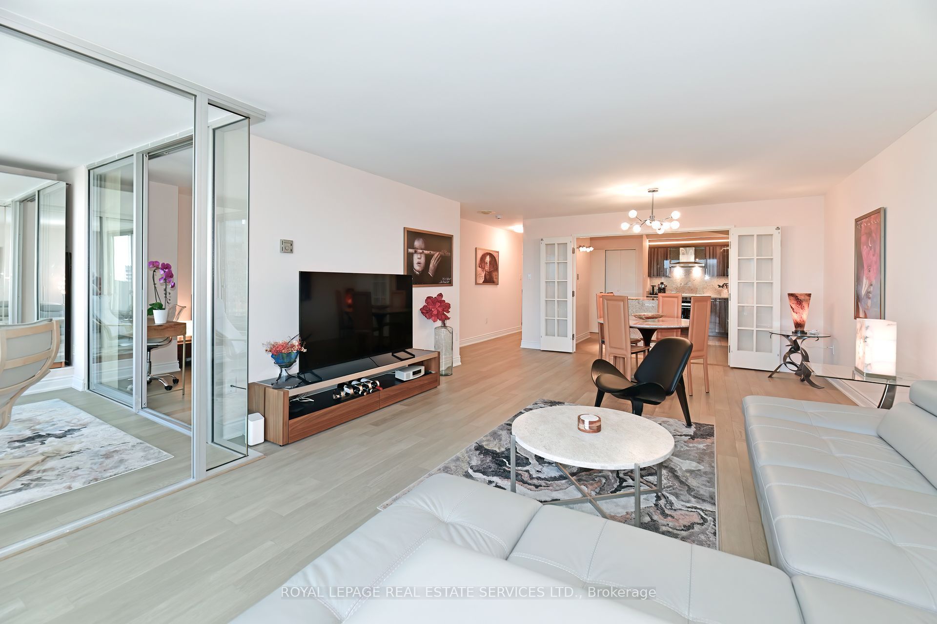 110 Bloor Street W 1703