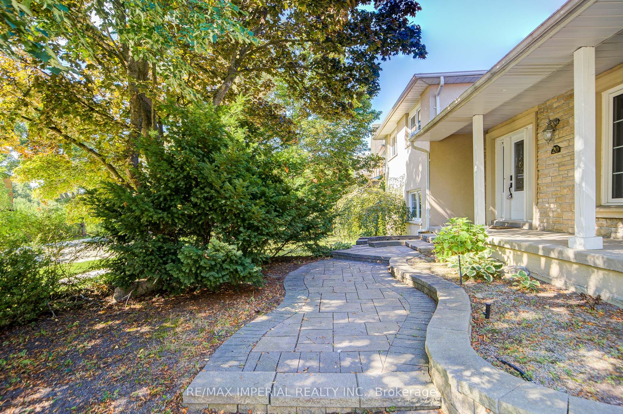 20 Blackforest Drive