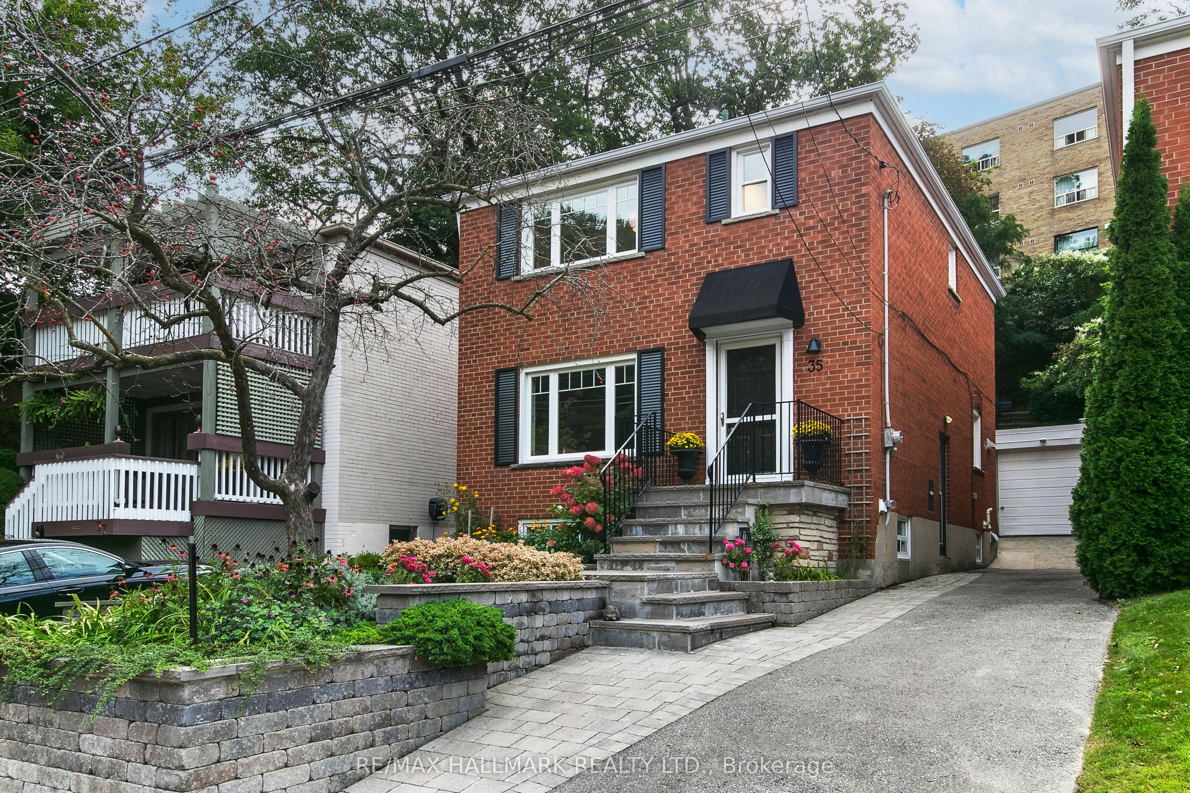 35 Love Crescent