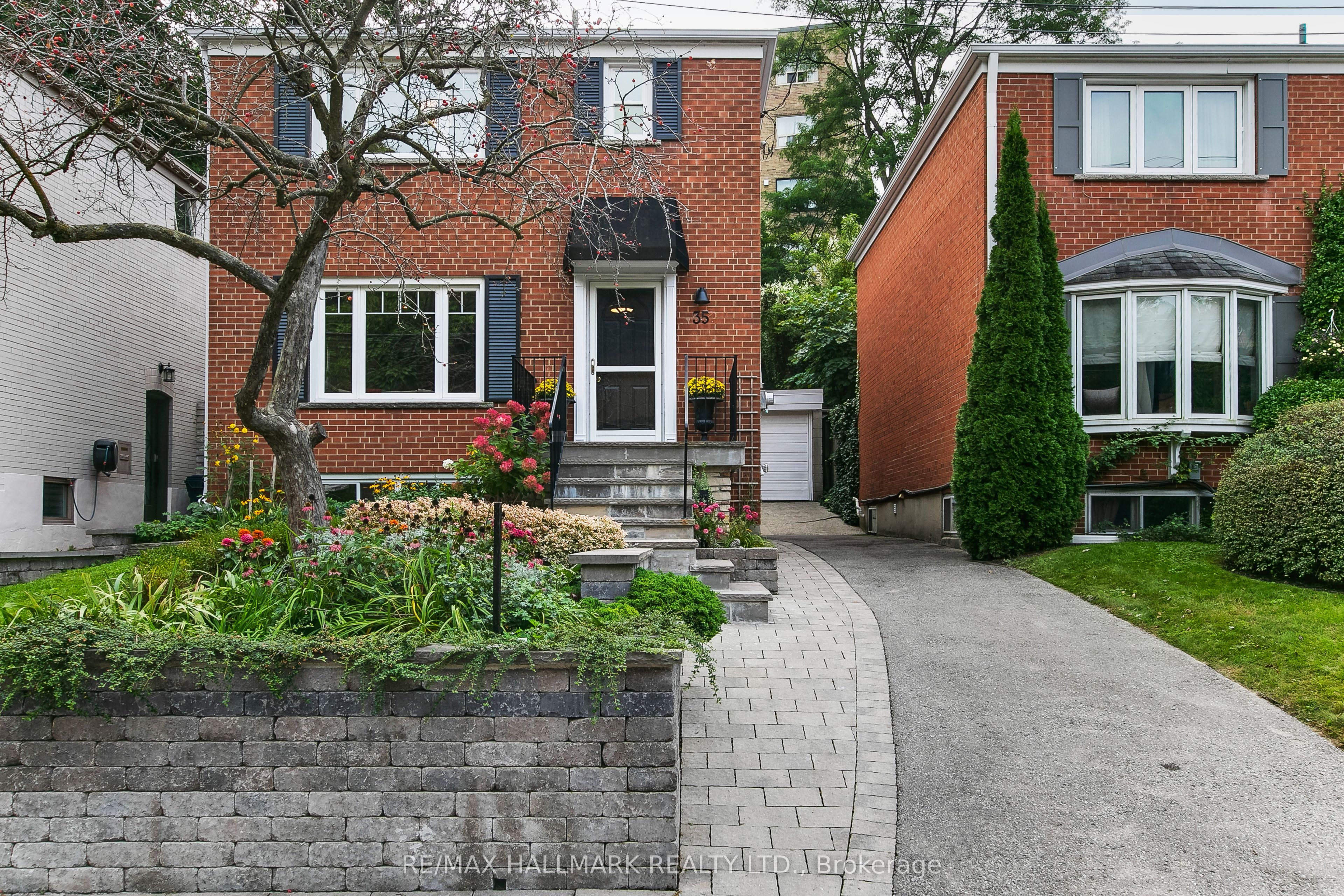 35 Love Crescent