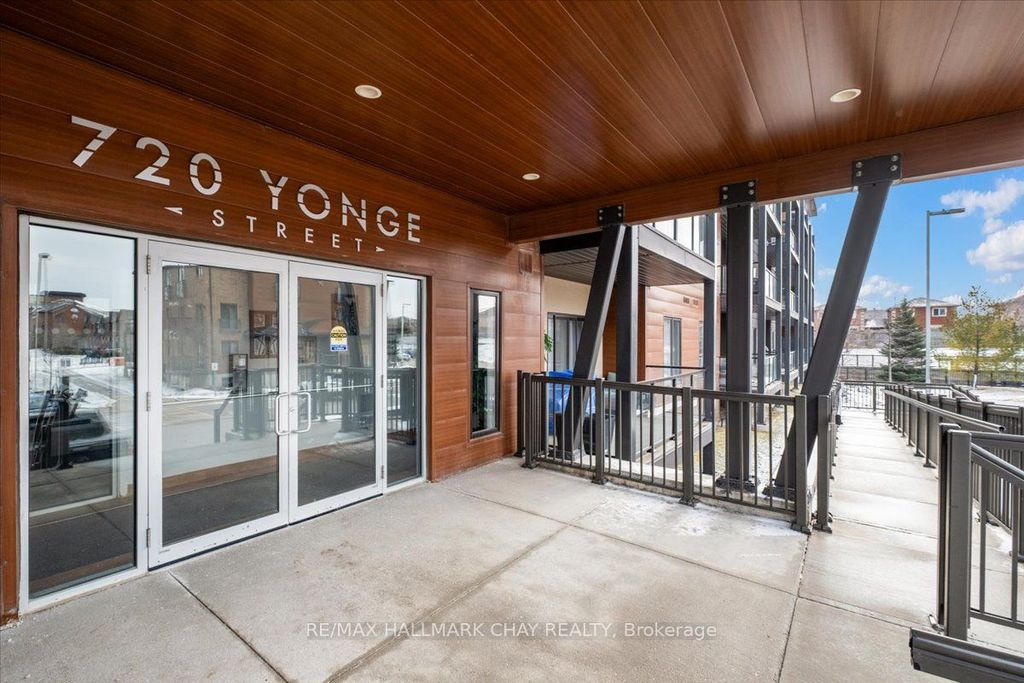 Photo of 720 Yonge Street #306, Barrie, ON L9J 0G9 (MLS # S12906892)