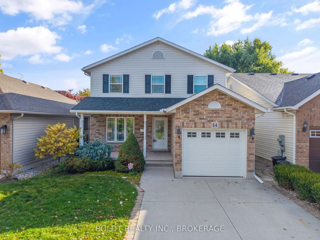 Photo of 34 Fitzgerald Street E, St. Catharines, ON L2R 0A4 (MLS # X12662066)