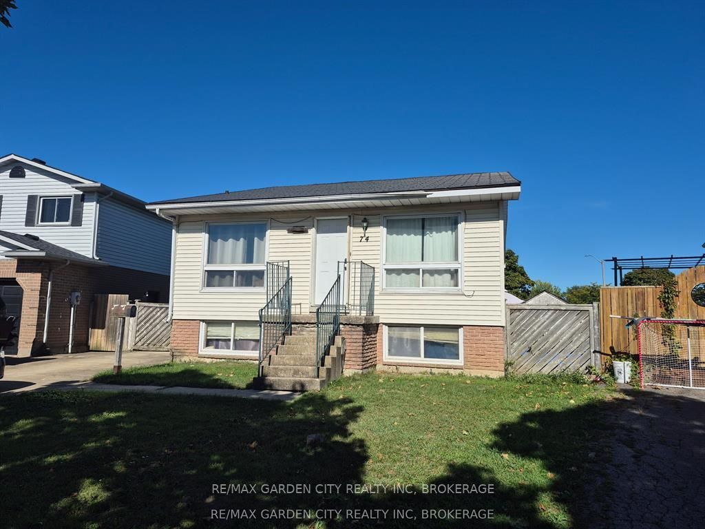 Photo of 74 Commerford Street, Thorold, ON L2V 4R1 (MLS # X12643996)
