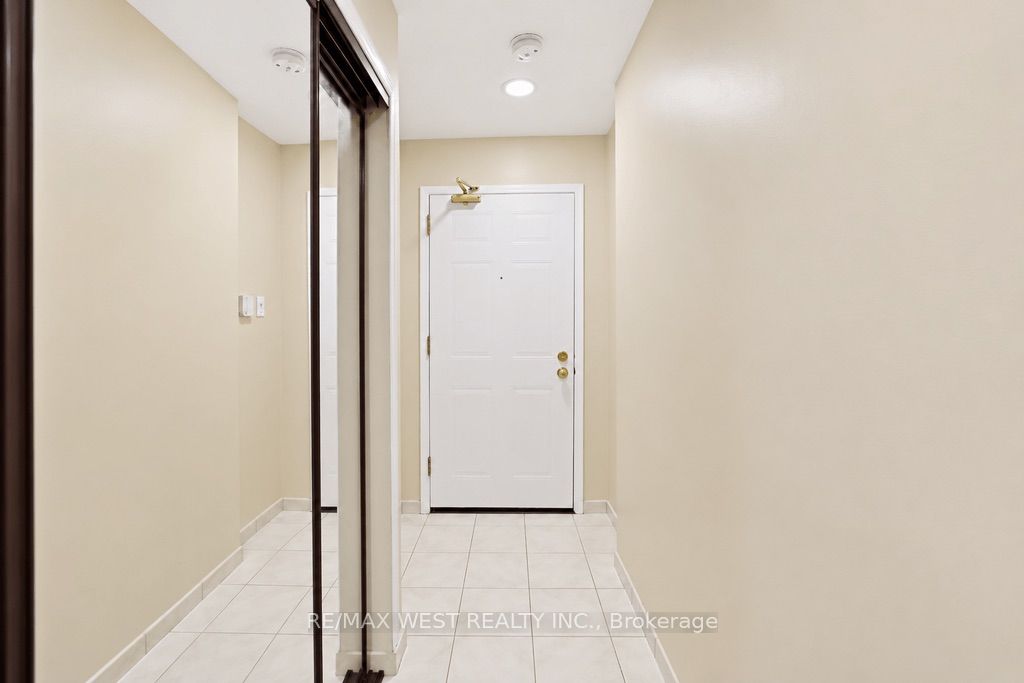 65 Trailwood Drive 233