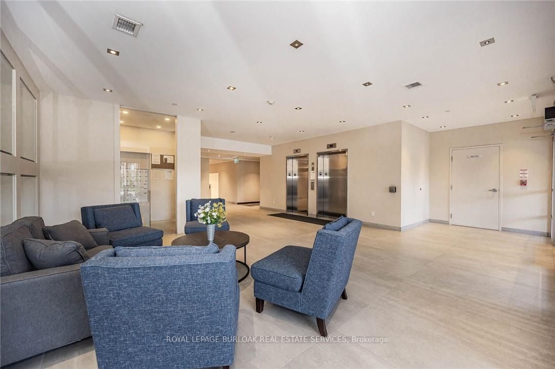 4040 Upper Middle Road 106