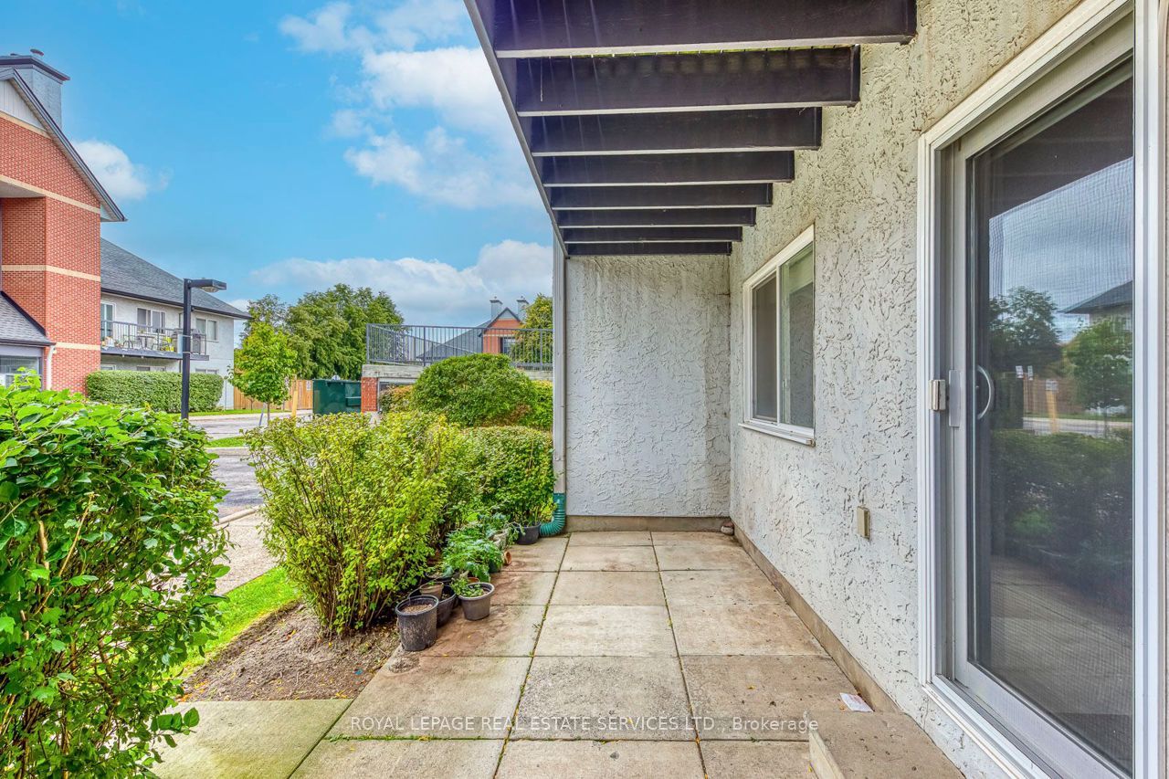 1450 Glen Abbey Gate 911