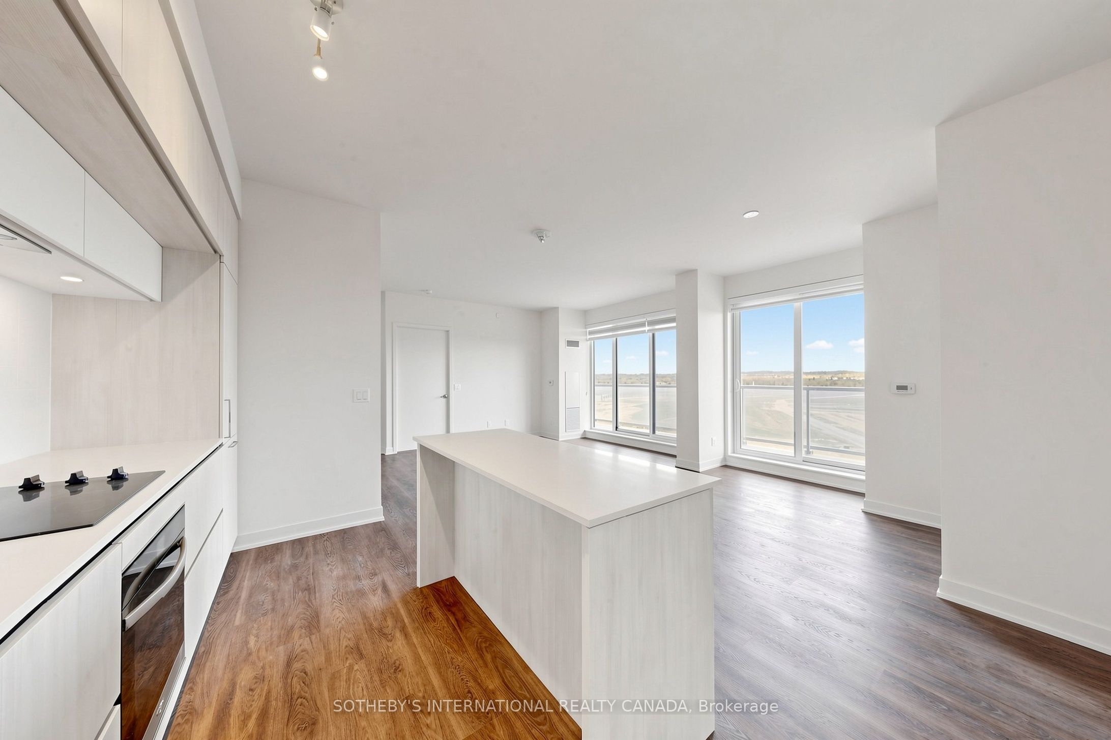 2 David Eyer Road 1127
