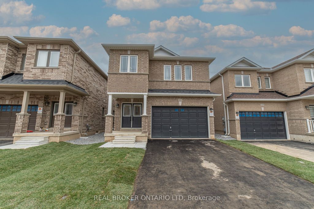 Photo of 225 Palace Street, Thorold, ON L2V 5G7 (MLS # X12554330)