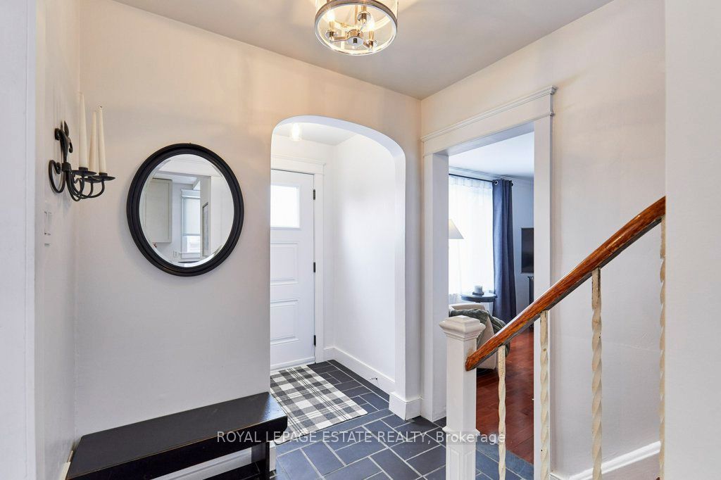 Photo of 15 Squires Avenue, Toronto, ON M4B 2R2 (MLS # E12832778)