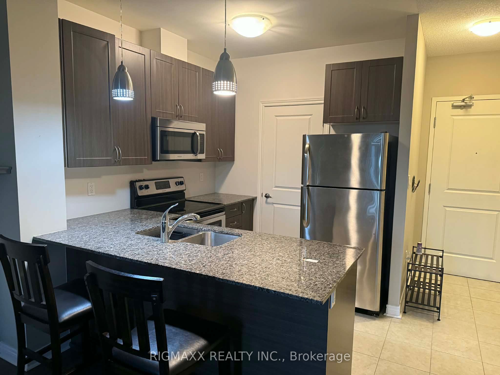 33 Whitmer Street 222