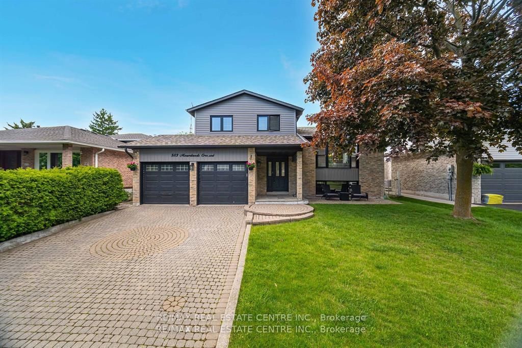 Photo of 583 Moorelands Crescent, Milton, ON L9T 4B3 (MLS # W12589306)