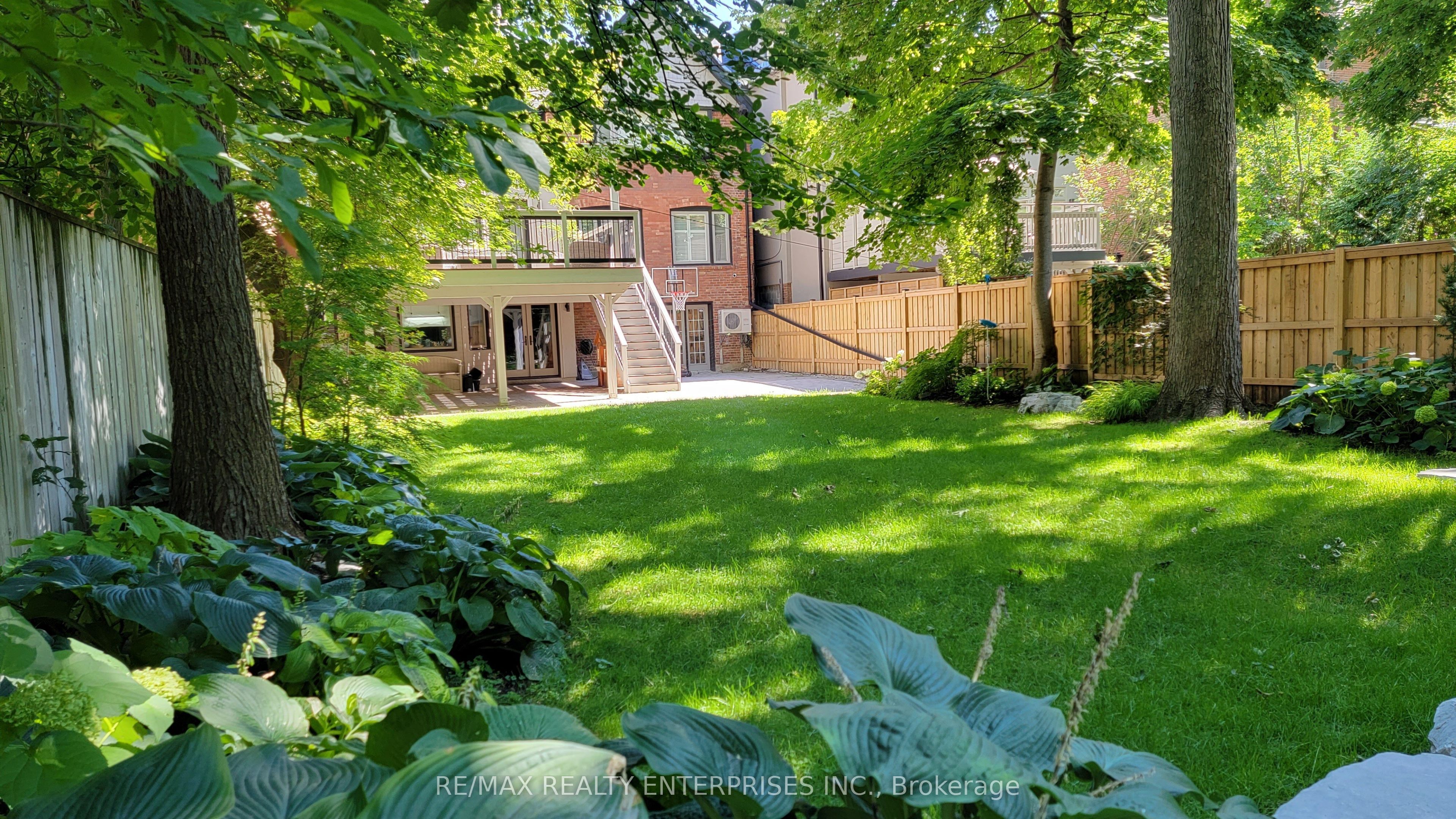 70 Oriole Road