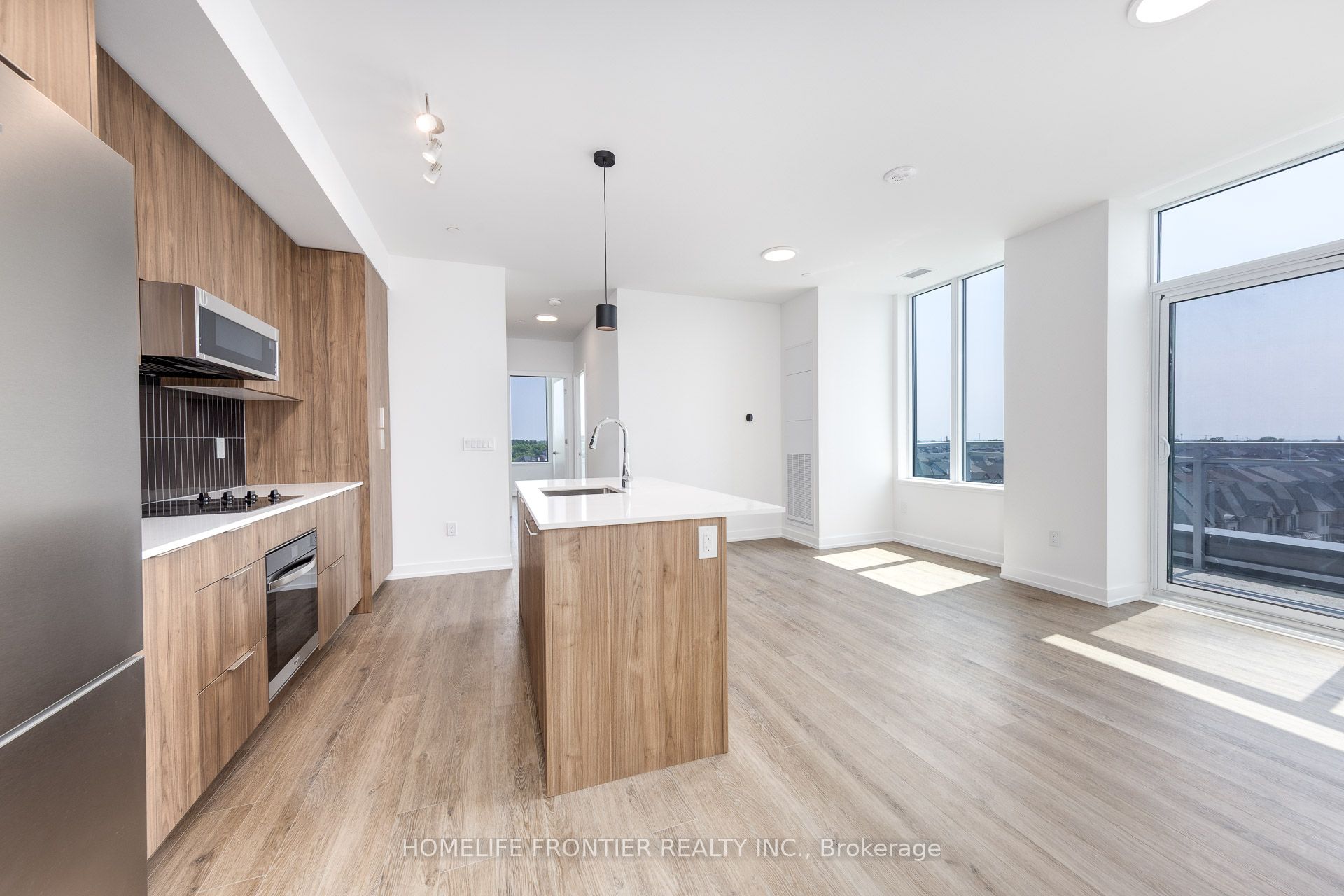 2501 Saw Whet Boulevard 611