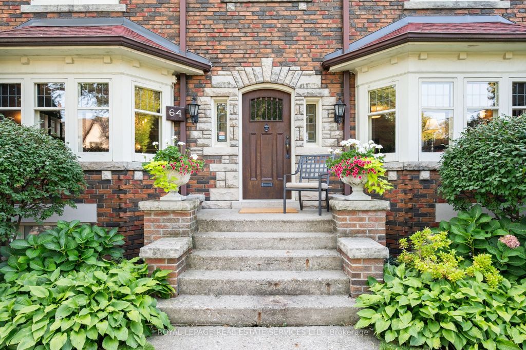 Photo of 64 Grenview Boulevard N, Toronto, ON M8X 2K4 (MLS # W12452830)