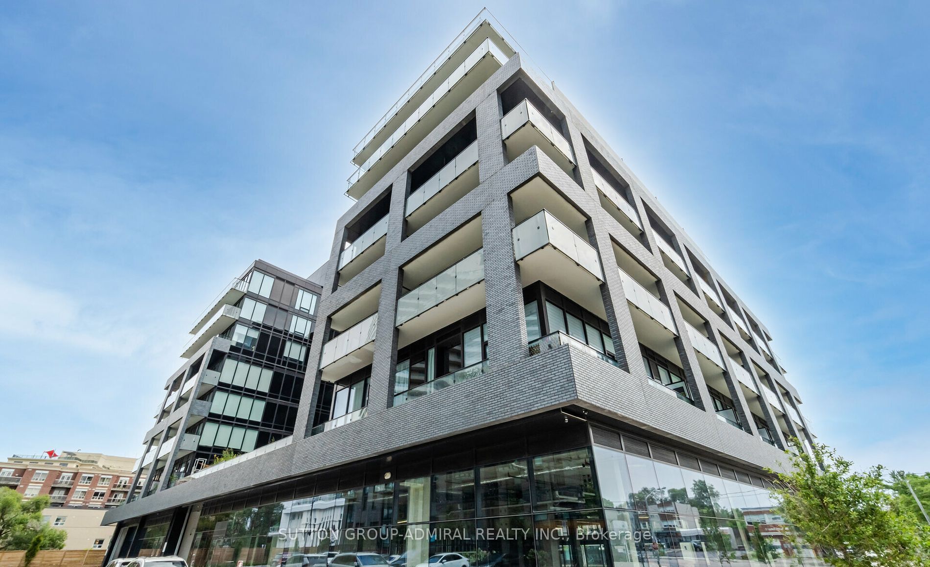 4208 Dundas Street W 320