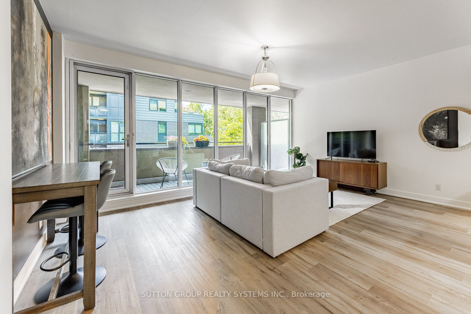 25 Ritchie Avenue 310