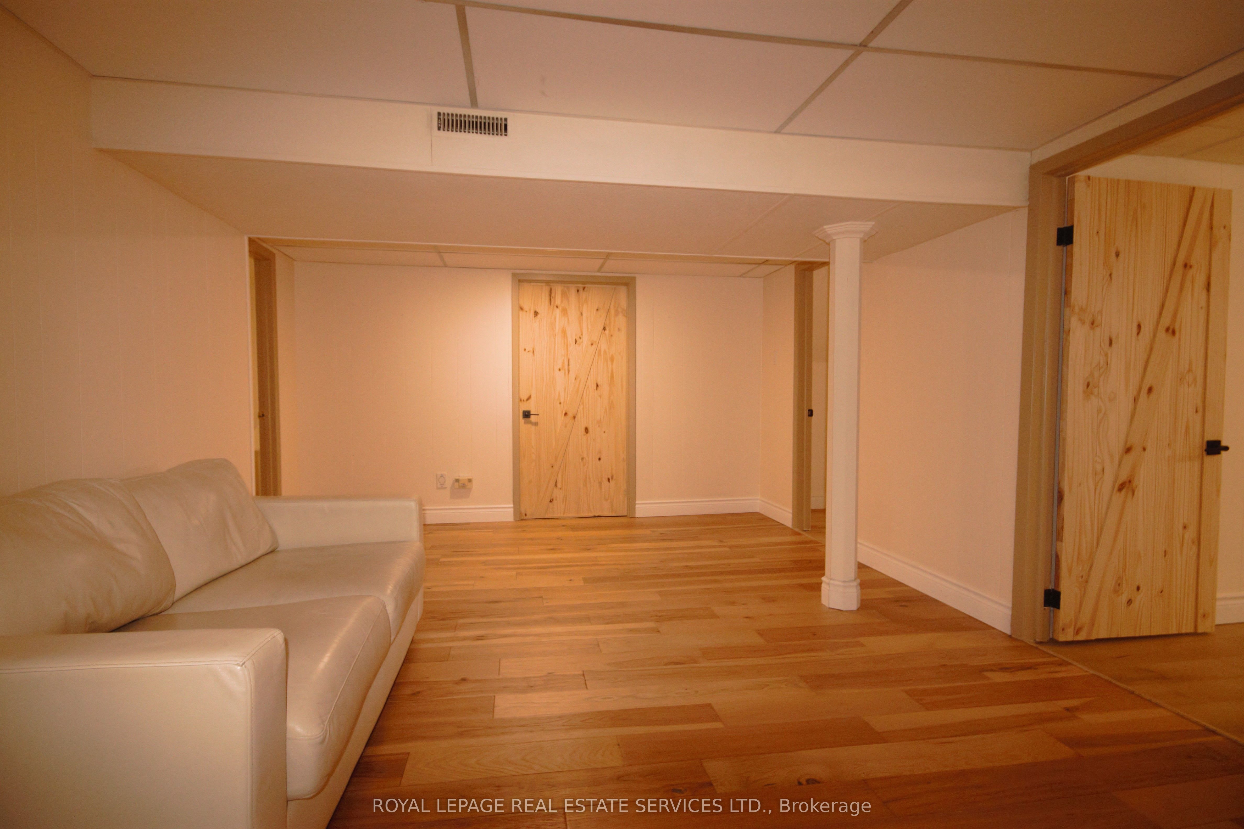 3 Littlewood Crescent Lower