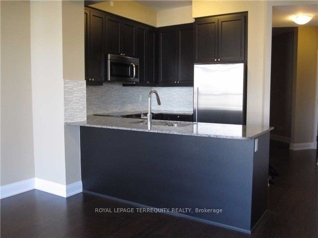 25 FONTENAY Court S 1006