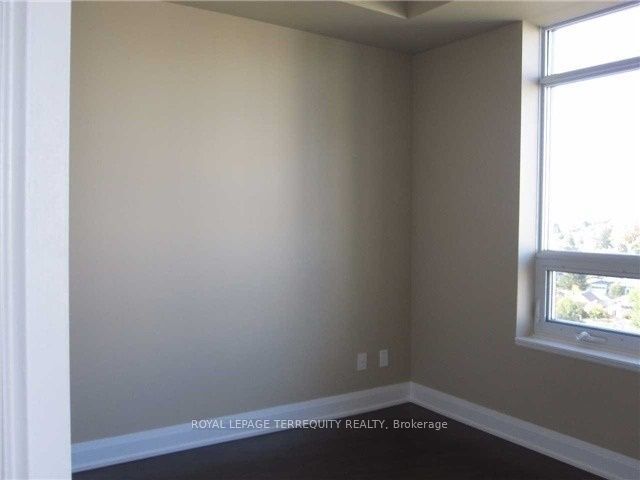 25 FONTENAY Court S 1006