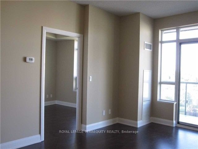 25 FONTENAY Court S 1006