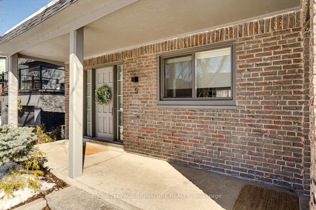 Photo of 5 Georgian Court, Toronto, ON M4P 2J7 (MLS # C12844044)