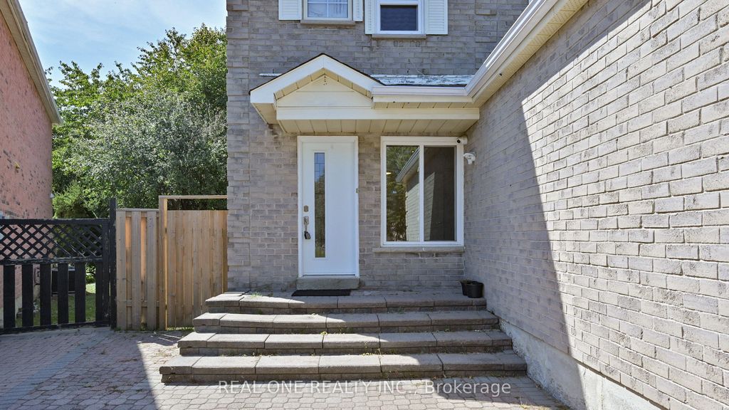 Photo of 68 Large Crescent, Ajax, ON L1T 2T1 (MLS # E12402505)