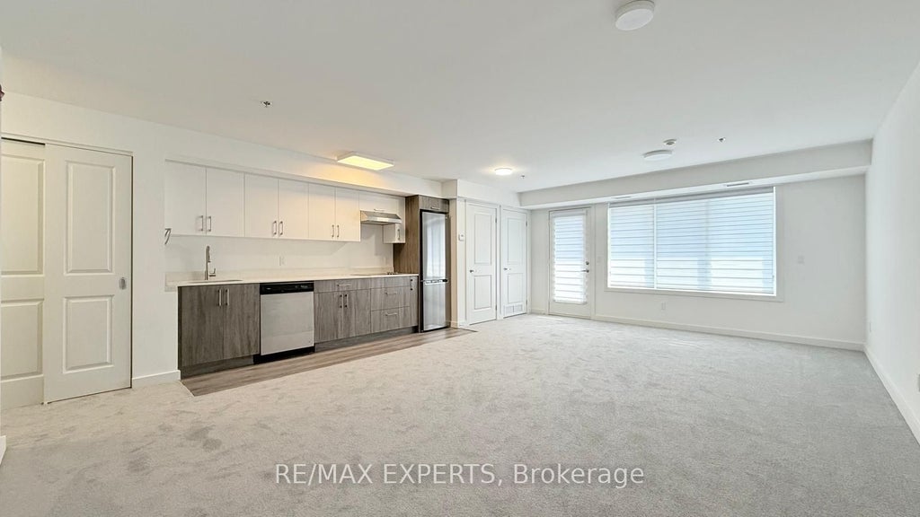 Photo of 45 Connaught Avenue #404, Toronto, ON M4L 2V8 (MLS # E13689002)