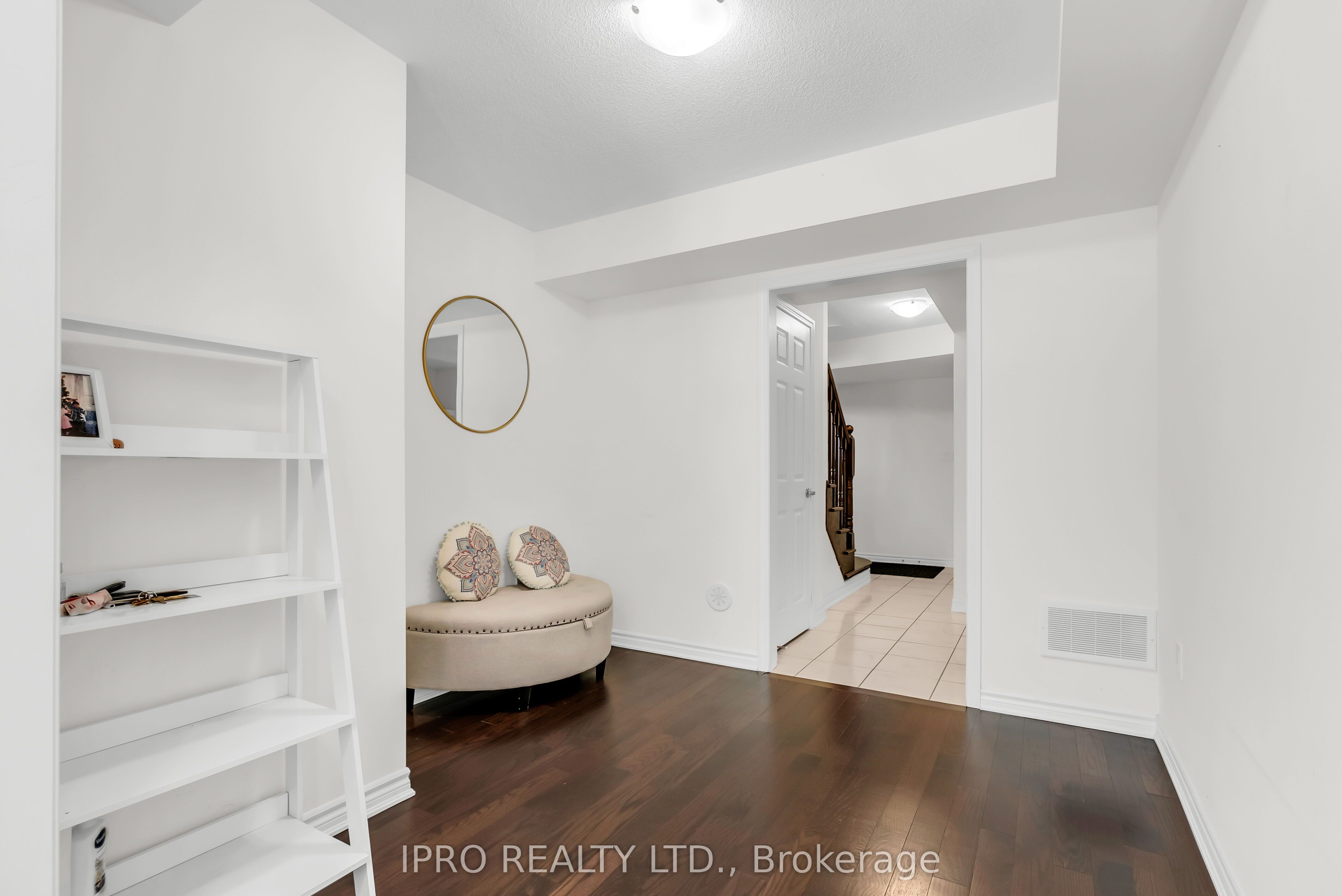 1000 ASLETON Boulevard 49