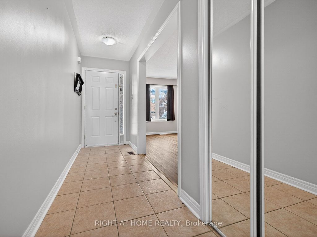 Photo of 349 Wood Duck Lane, Newmarket, ON L3X 2X8 (MLS # N12781668)