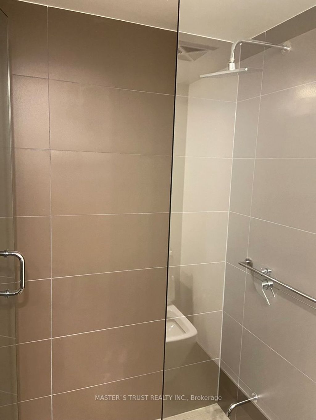 Photo of 5 Soudan Avenue #711, Toronto, ON M4S 0B1 (MLS # C12342178)