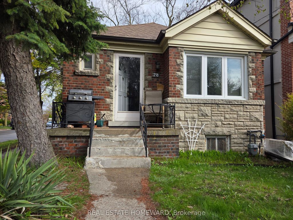 Photo of 28 Glen Echo Road, Toronto, ON M4N 2E1 (MLS # C13066228)