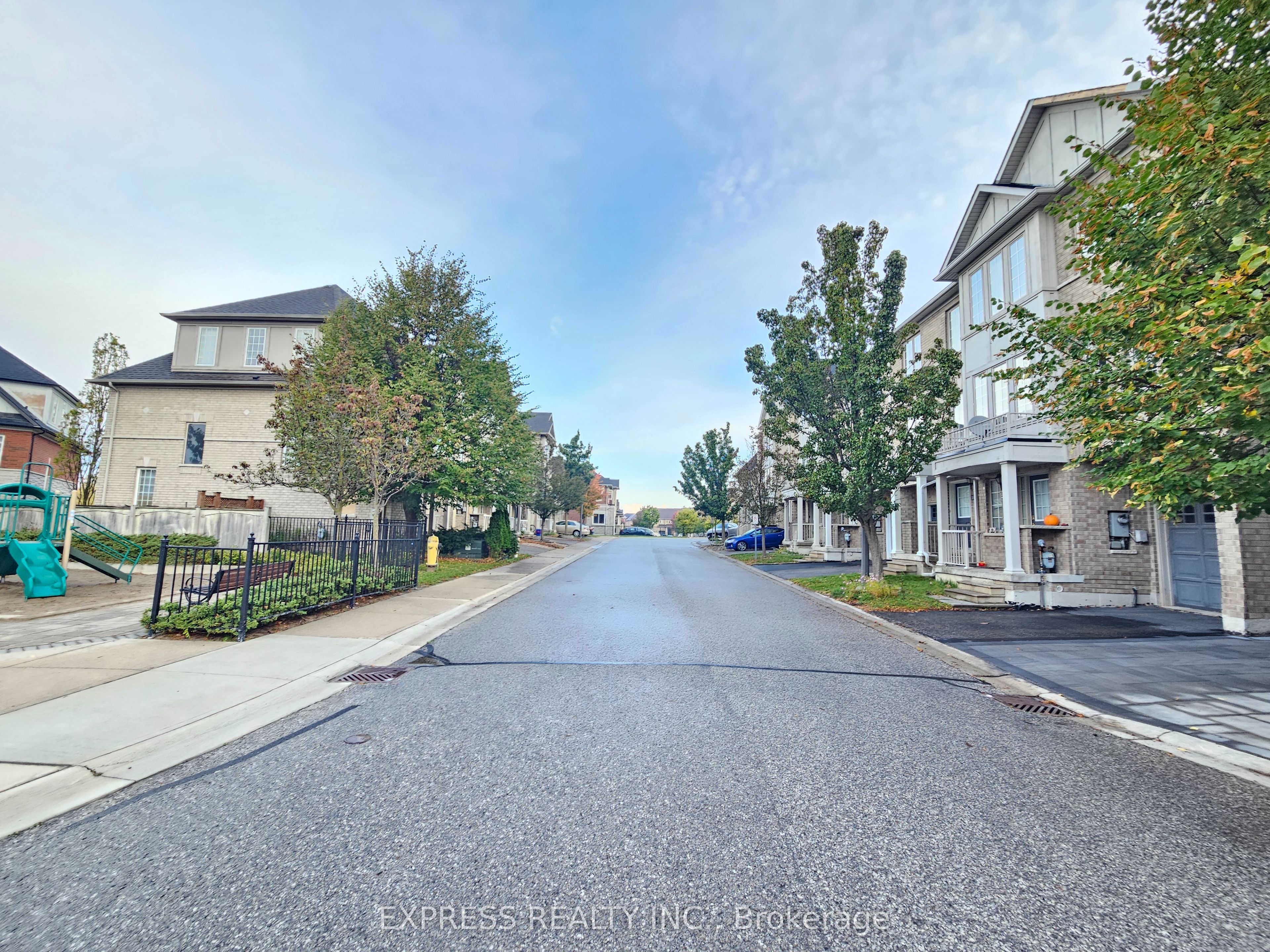104 Prince Charles Way