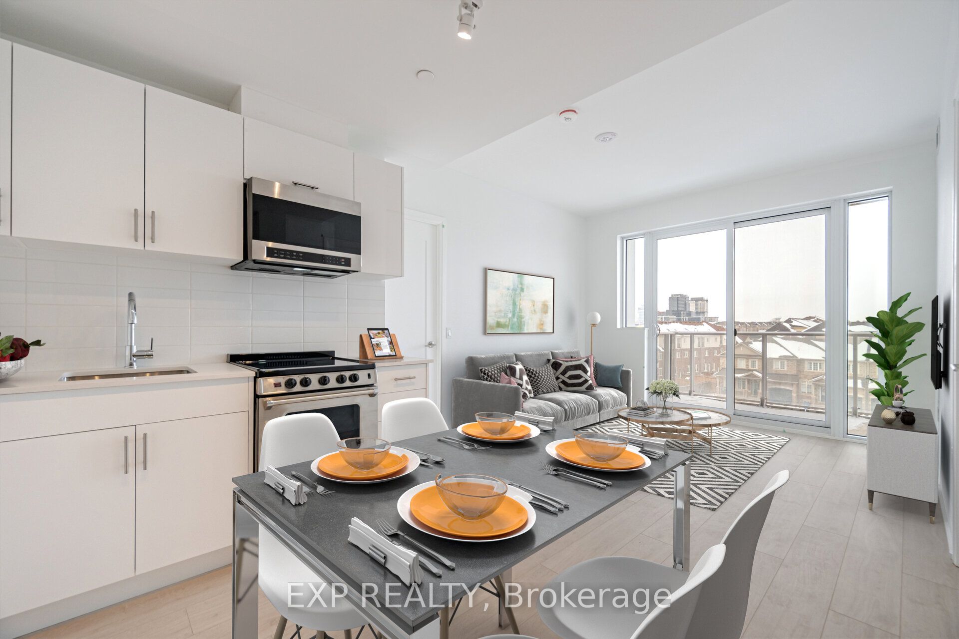 412 Silver Maple Road 405