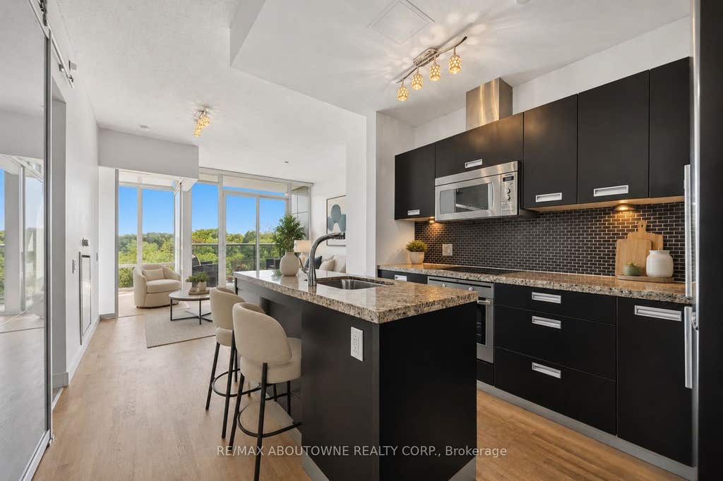 Photo of 88 Park Lawn Road #303, Toronto, ON M8Y 0B5 (MLS # W13474104)