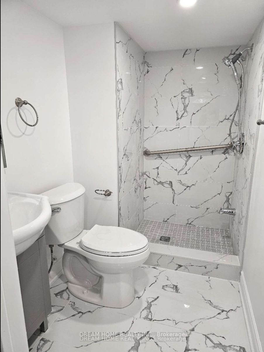 262 clinton Street Bsmt B1