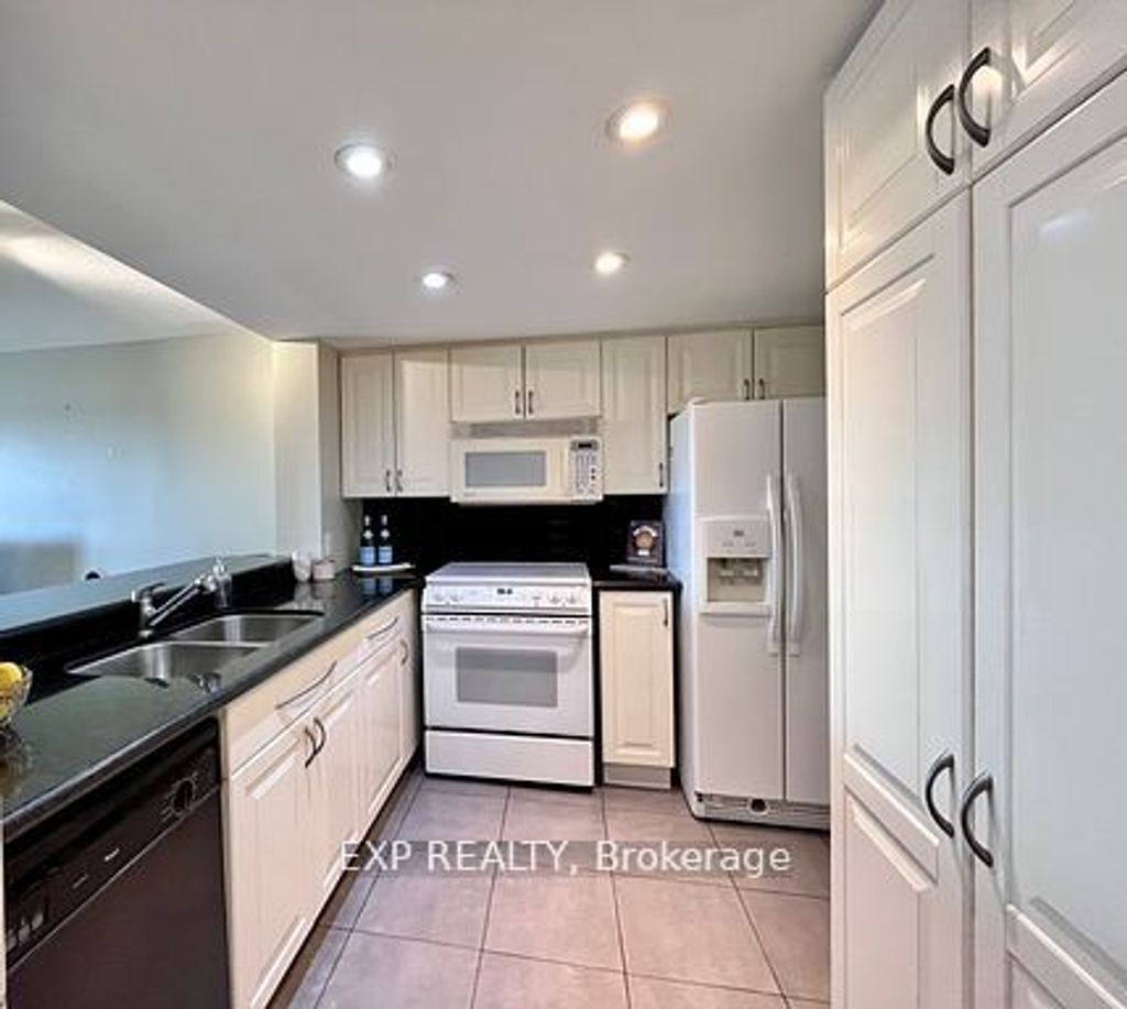 Photo of 725 King Street W #705, Toronto, ON M5V 2W9 (MLS # C13158296)