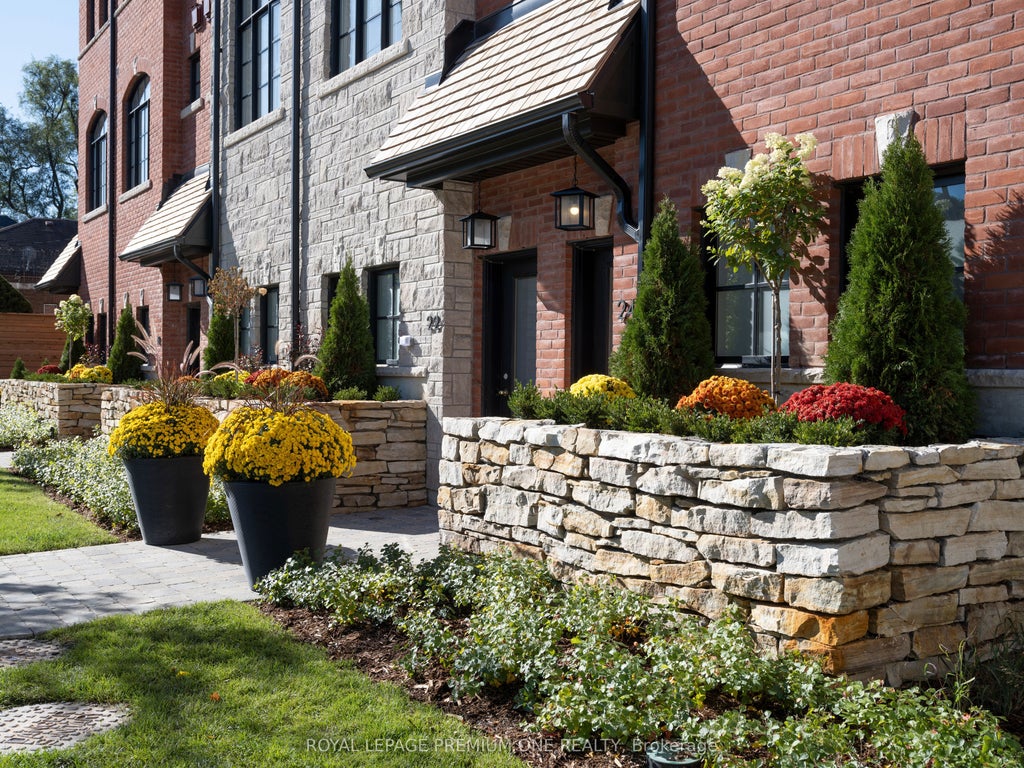 Photo of 24 Earlington Avenue, Toronto, ON M8X 0B7 (MLS # W14086506)