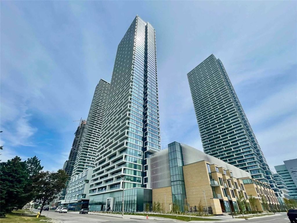 Photo of 898 Portage Parkway #2909, Vaughan, ON L4K 0J6 (MLS # N13044162)