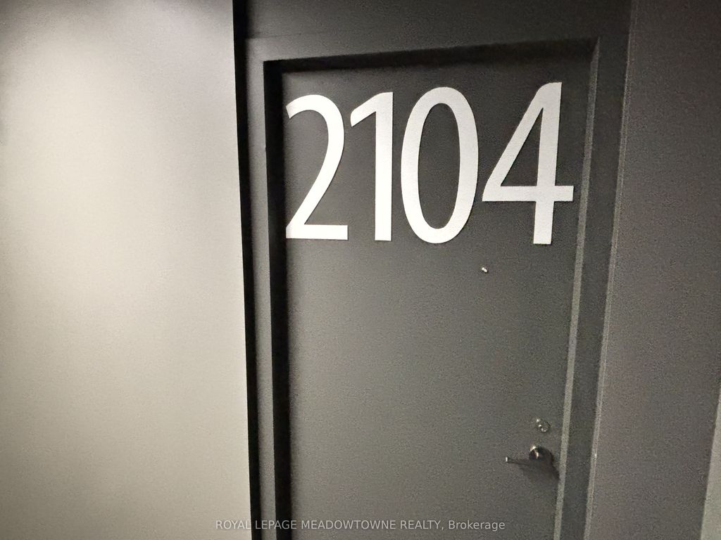 Photo of 170 Bayview Avenue #2104, Toronto, ON M5A 0M4 (MLS # C12457847)