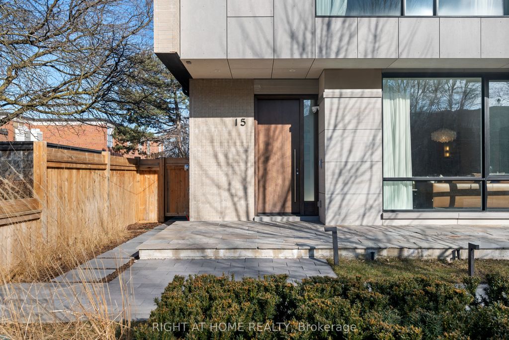 Photo of 15 Fairmeadow Avenue, Toronto, ON M2P 0A5 (MLS # C12451429)