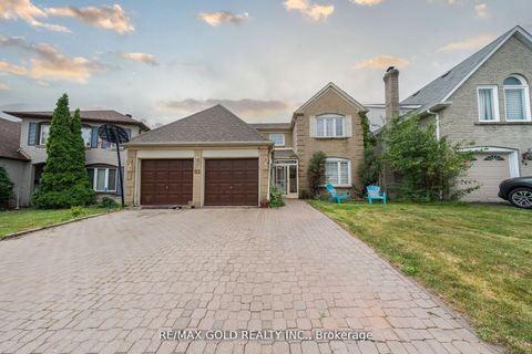 Photo of 92 Jaffa Drive, Brampton, ON L6S 4C6 (MLS # W12470639)