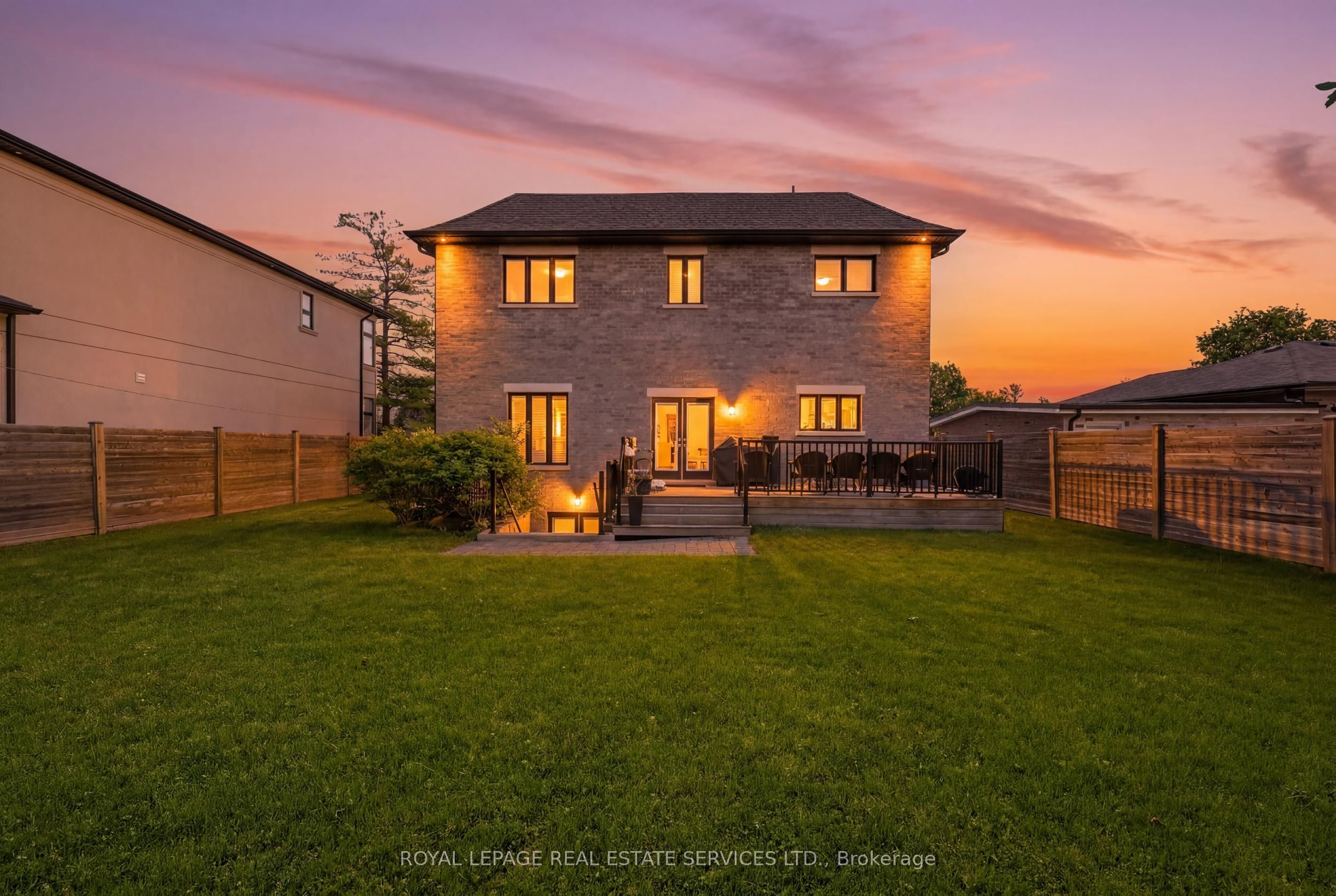584 Weynway Court