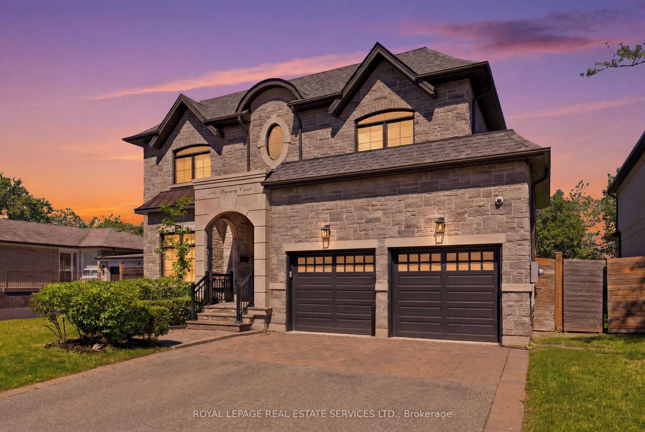 584 Weynway Court